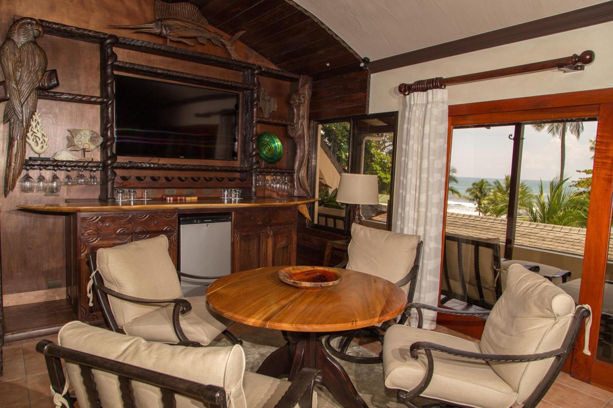 Club Del Mar Oceanfront Hotel Jacó Eksteriør billede