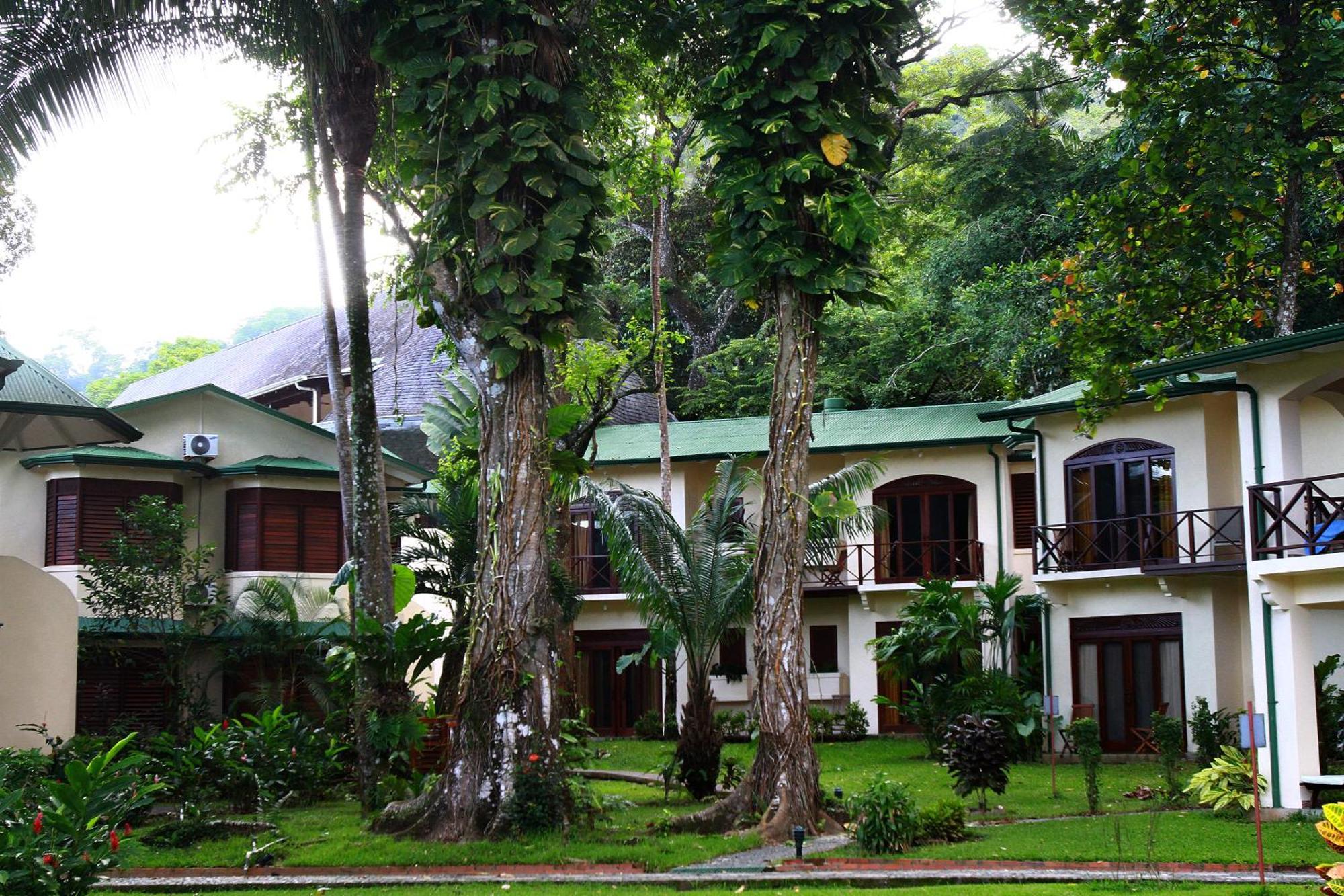 Club Del Mar Oceanfront Hotel Jacó Eksteriør billede