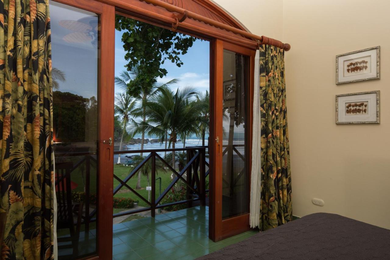 Club Del Mar Oceanfront Hotel Jacó Eksteriør billede