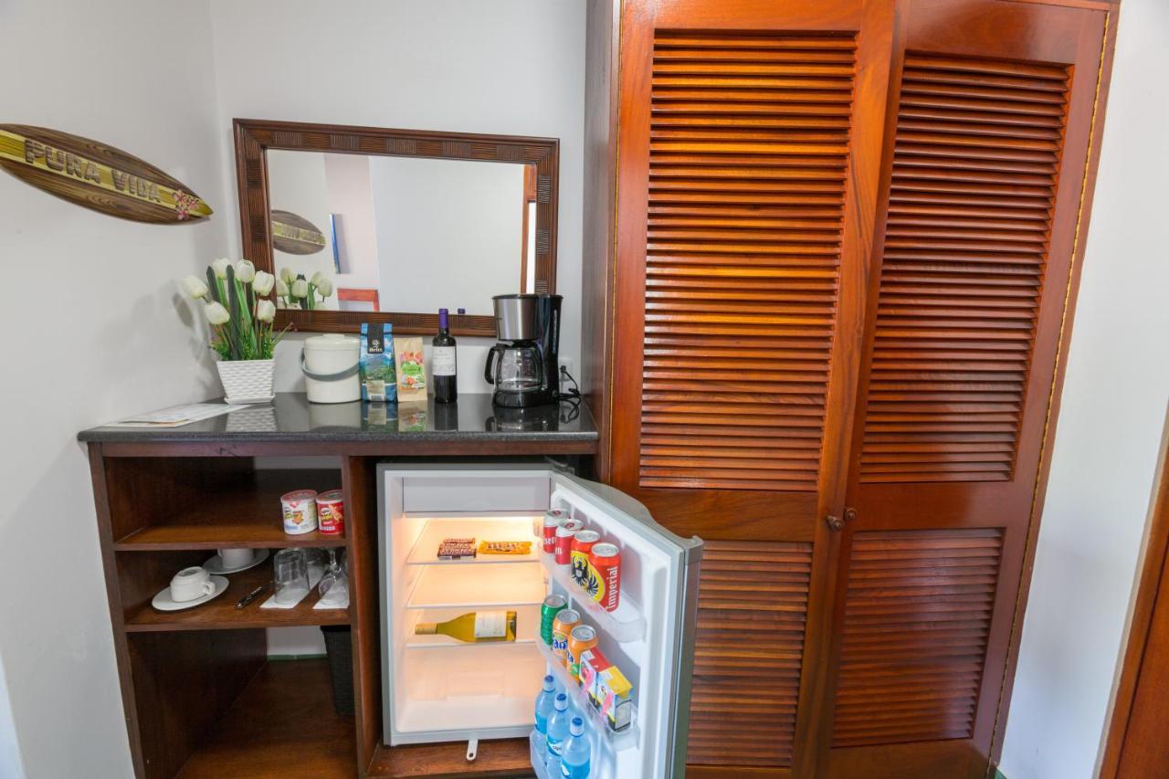 Club Del Mar Oceanfront Hotel Jacó Eksteriør billede