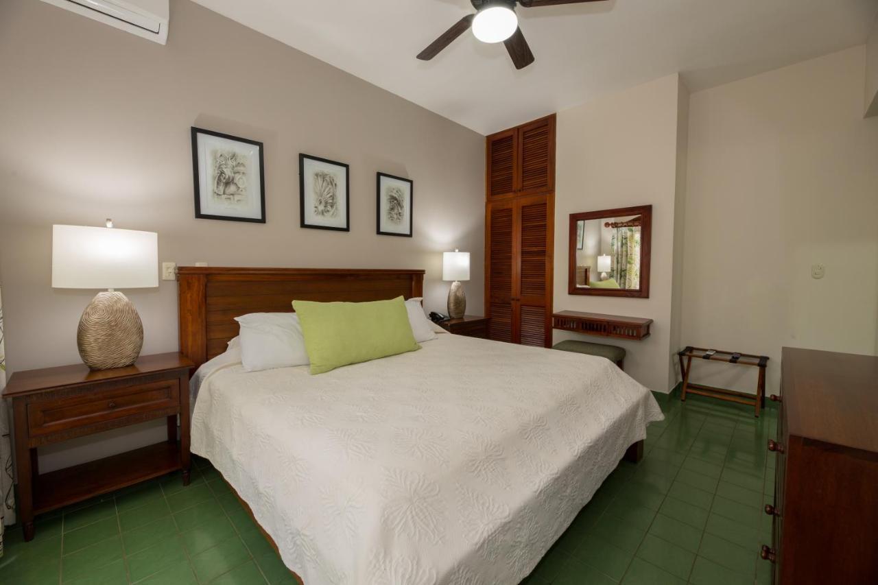 Club Del Mar Oceanfront Hotel Jacó Eksteriør billede